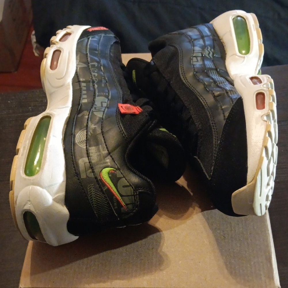 Nike Air Max 95 Rare SE (2020) Worldwide Pack Mens 8 Womens 9.5 EUC - Picture 7 of 9